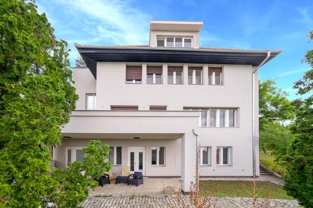 Nosislav Apartments Esterno foto